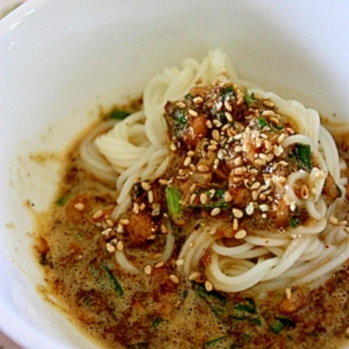 食べるラー油で ネバとろ納豆素麺 レシピ 作り方 By ペコ4672 楽天レシピ 食べるラー油で ネバとろ納豆素麺 レシピ 作り方 By ペコ4672 楽天レシピ
